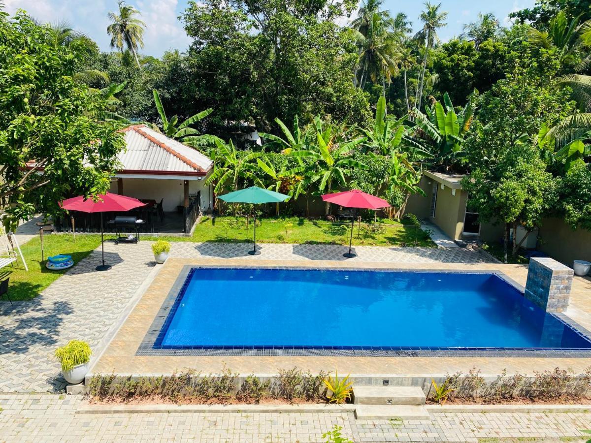 The Kingslayer Resort Negombo Dış mekan fotoğraf