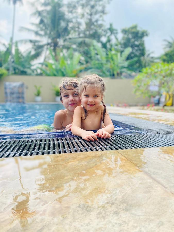The Kingslayer Resort Negombo Dış mekan fotoğraf
