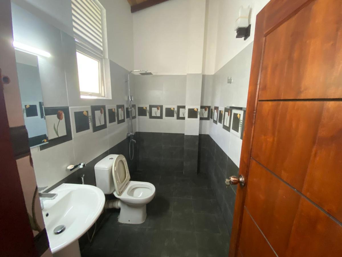 The Kingslayer Resort Negombo Dış mekan fotoğraf