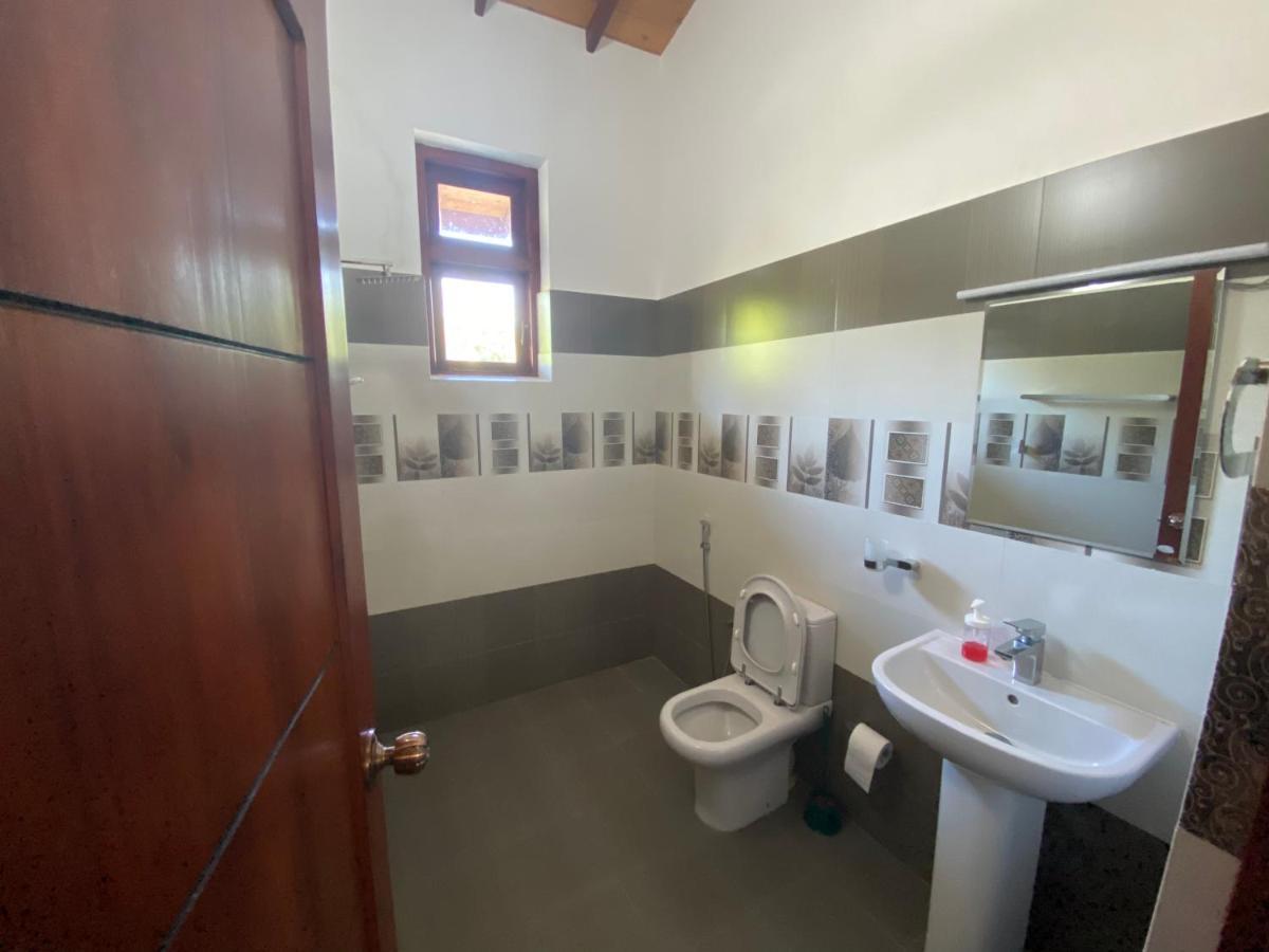 The Kingslayer Resort Negombo Dış mekan fotoğraf