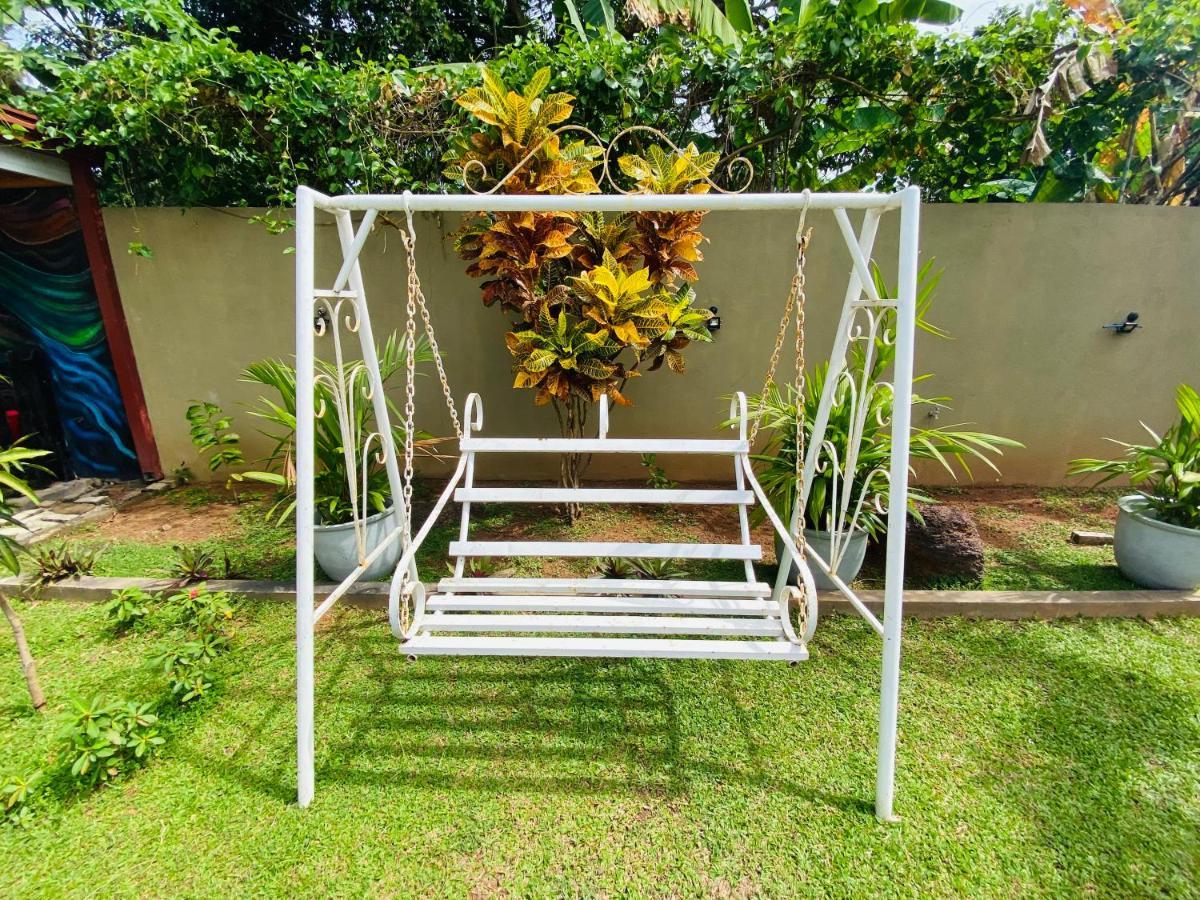 The Kingslayer Resort Negombo Dış mekan fotoğraf