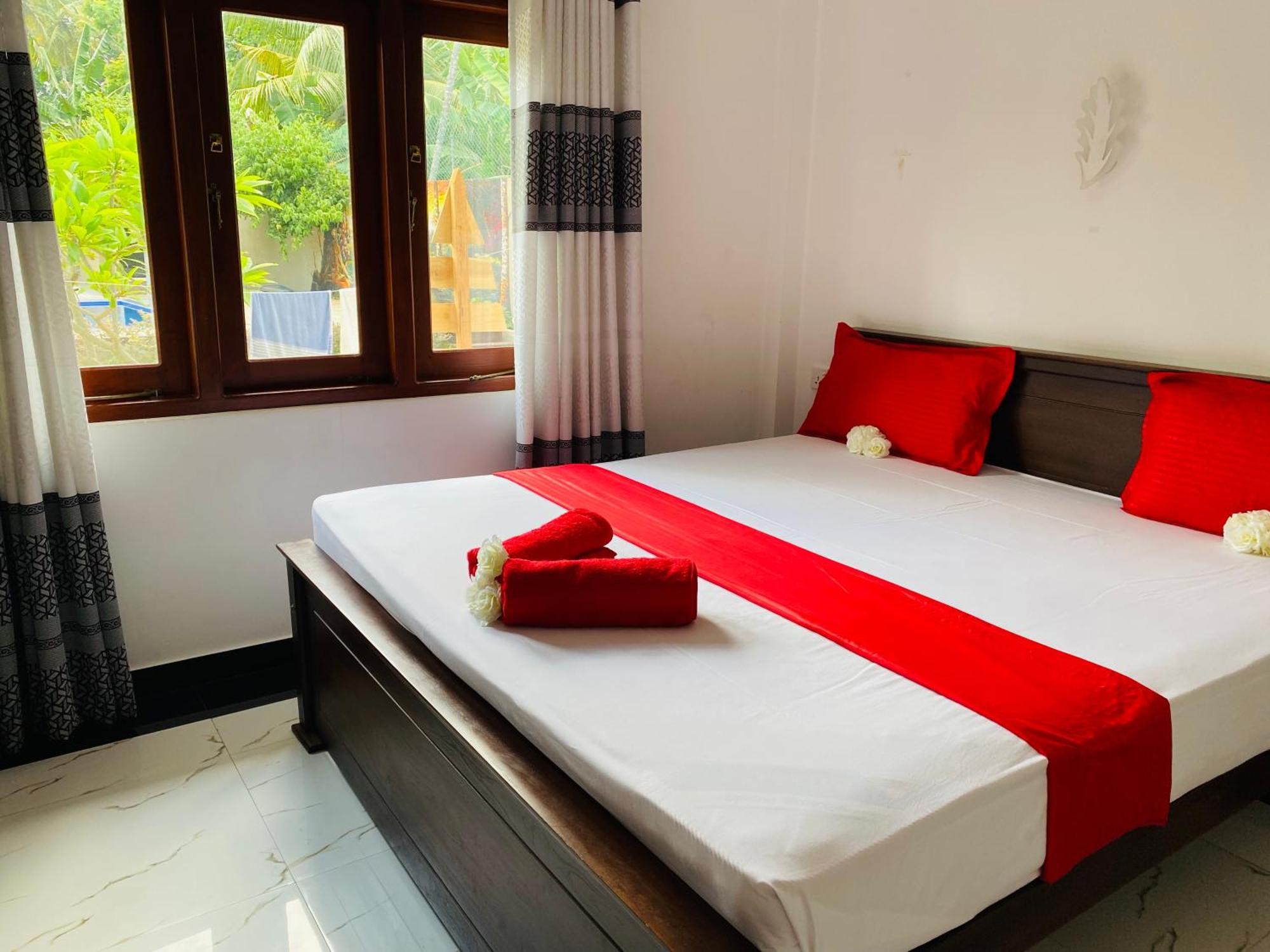 The Kingslayer Resort Negombo Dış mekan fotoğraf